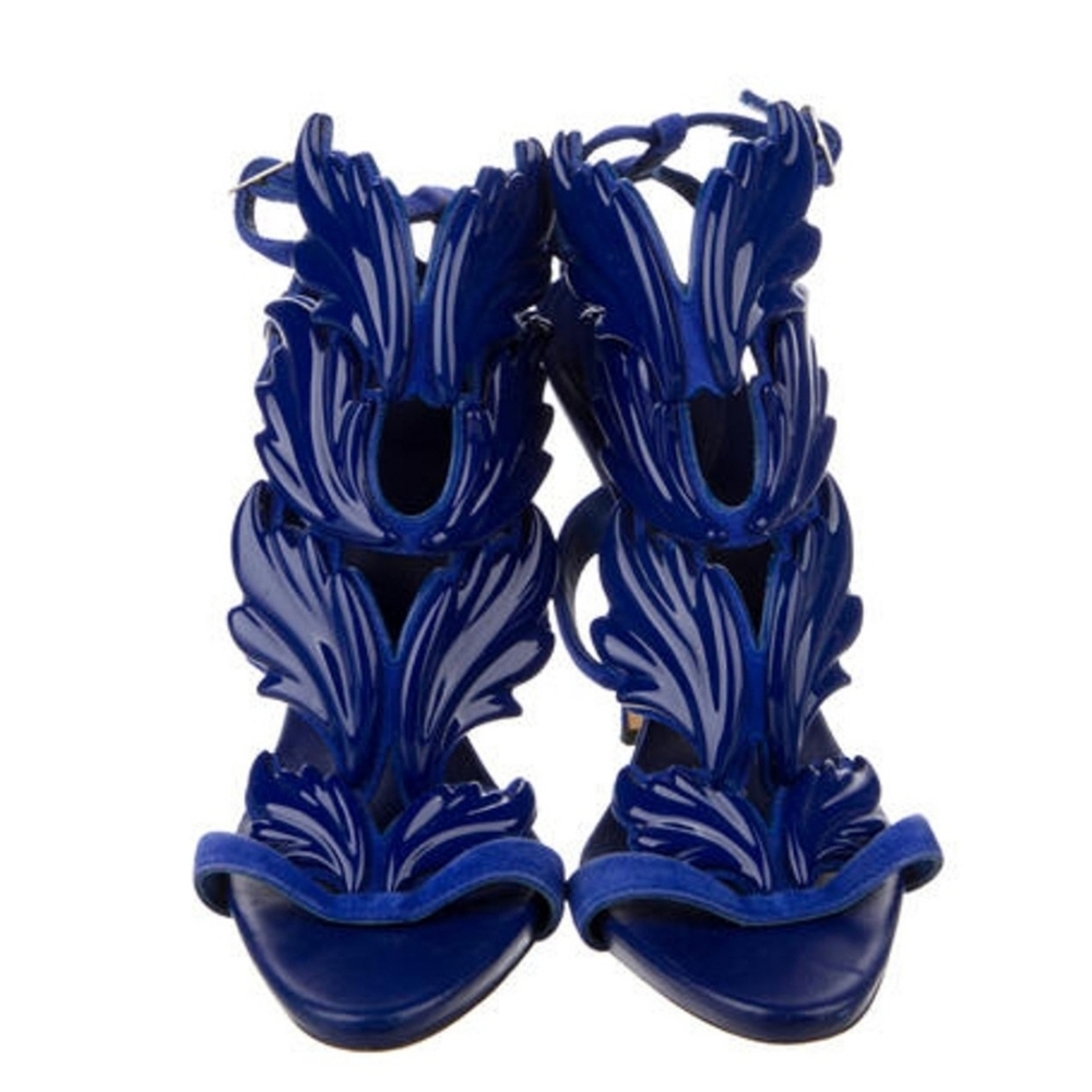 Giuseppe zanotti suede T strap sandals